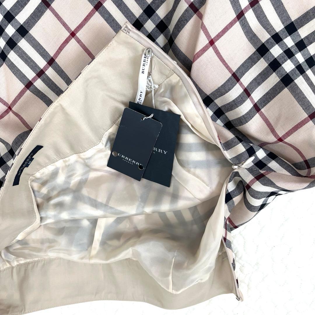 タグ付き未使用品　バーバリーロンドン　ノバチェック　スカート　大きいサイズ