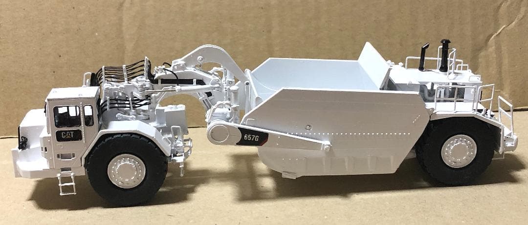 キャタピラー657Gコールスクレーパー 1/87HOスケール　ブラスモデル