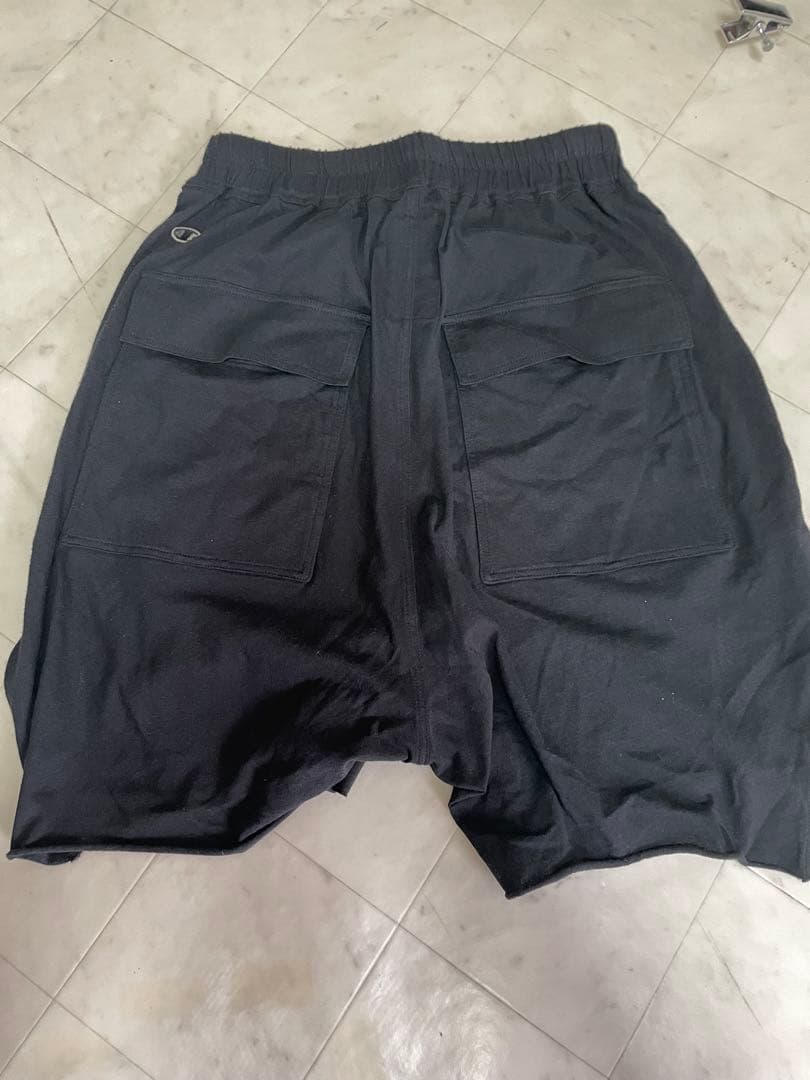 リックオウエンス　チャンピオン　ショーツ