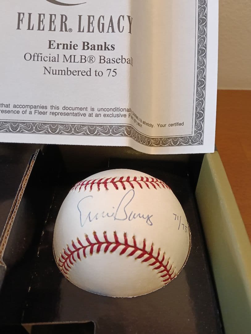 ミスターカブス アーニー・バンクス直筆サインボール