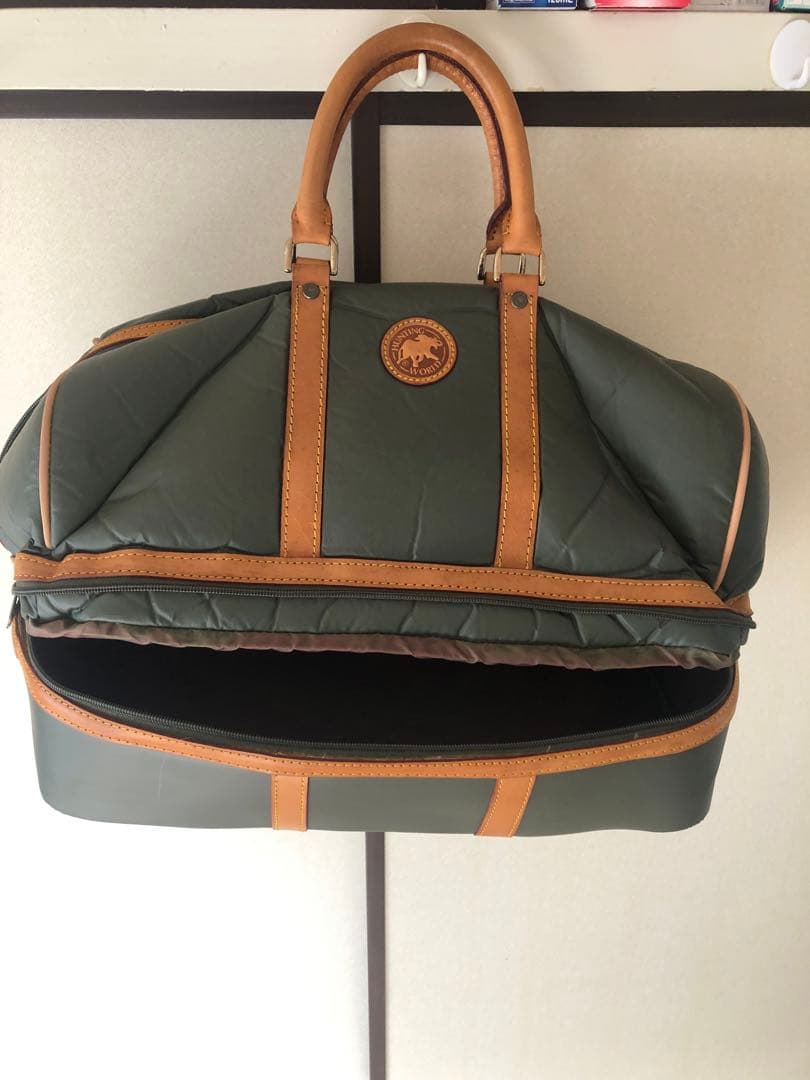 ボストンバッグ グリーン レザーアクセント