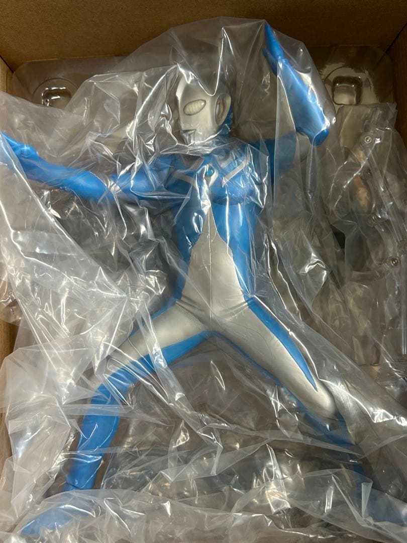 大怪獣シリーズ ウルトラマンコスモス ルナモード LED版