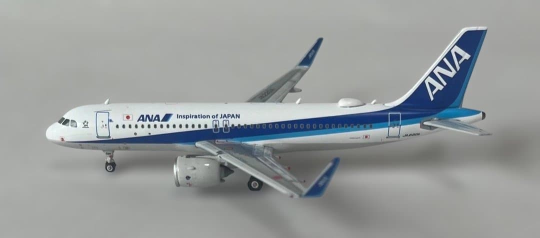 航空機・ヘリコプター ANA A320neo JA220A