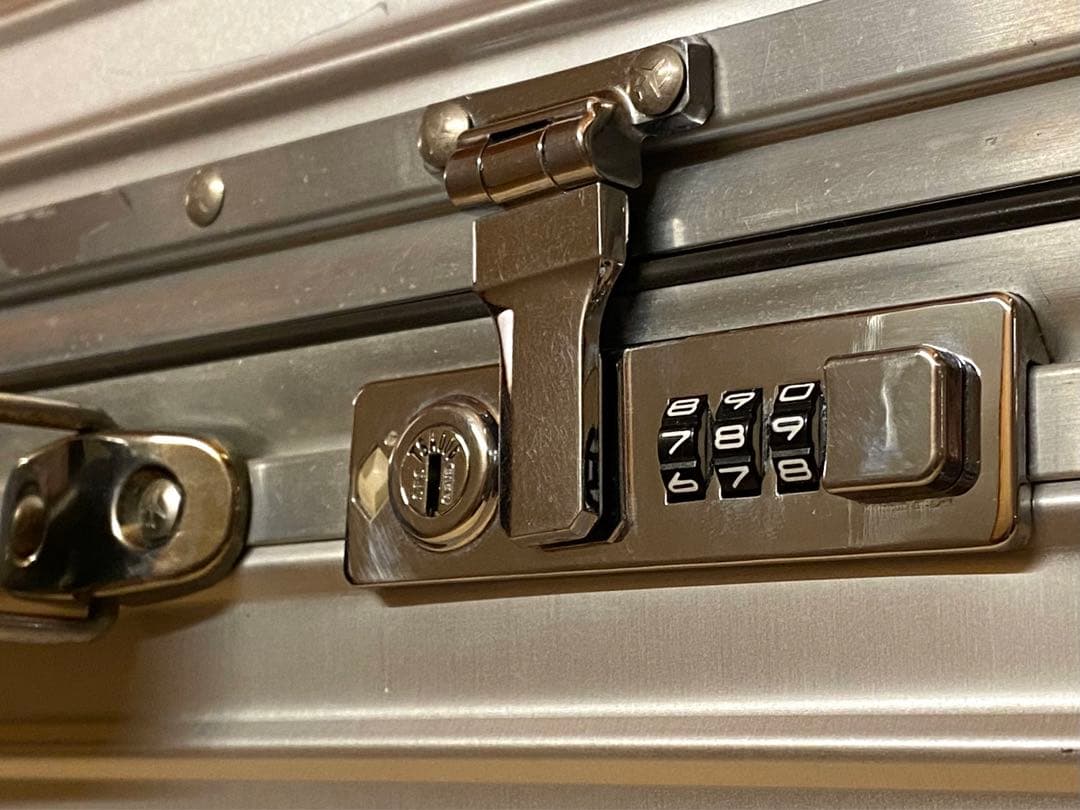 【希少】RIMOWA CLASSIC FLIGHT リモワ　スーツケース