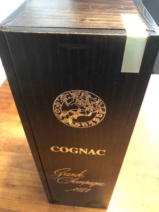 【緊急値下げ‼️】希少＆美品！1950年　コニャック　黒木箱付き！
