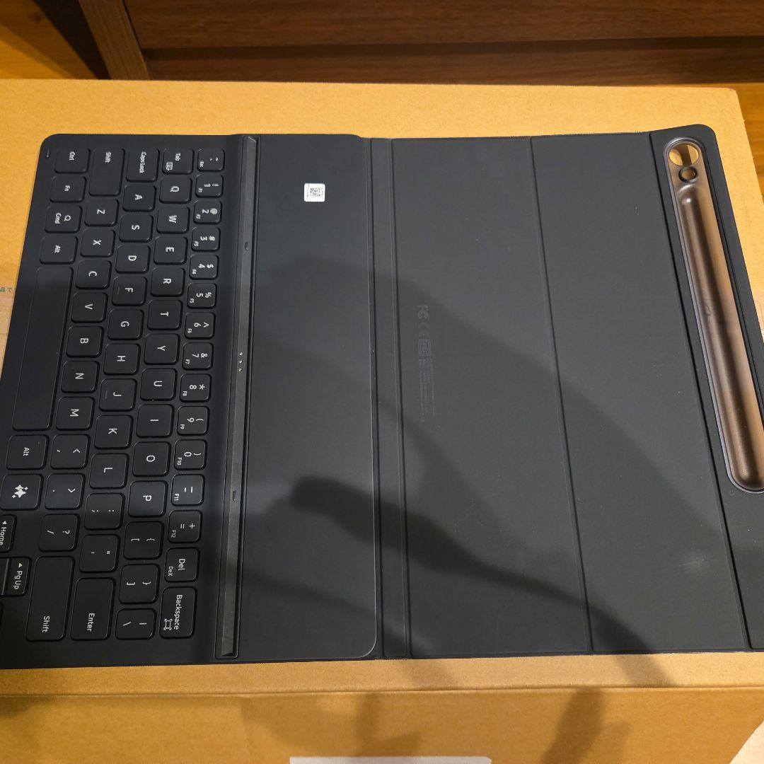 Samsung Galaxy Tab S10 FE シルバー 本体 キーボード付