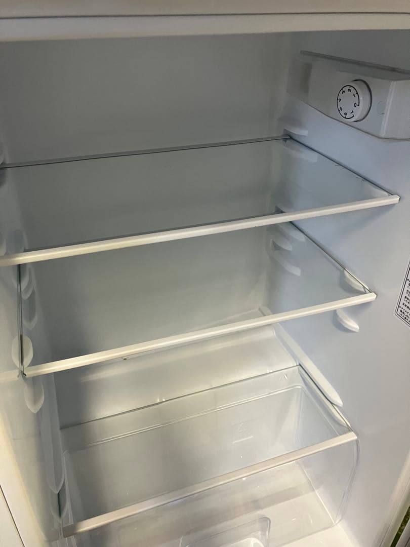 10h59 Hisense 120L 冷凍冷蔵庫 HR-B12E2W 2023年