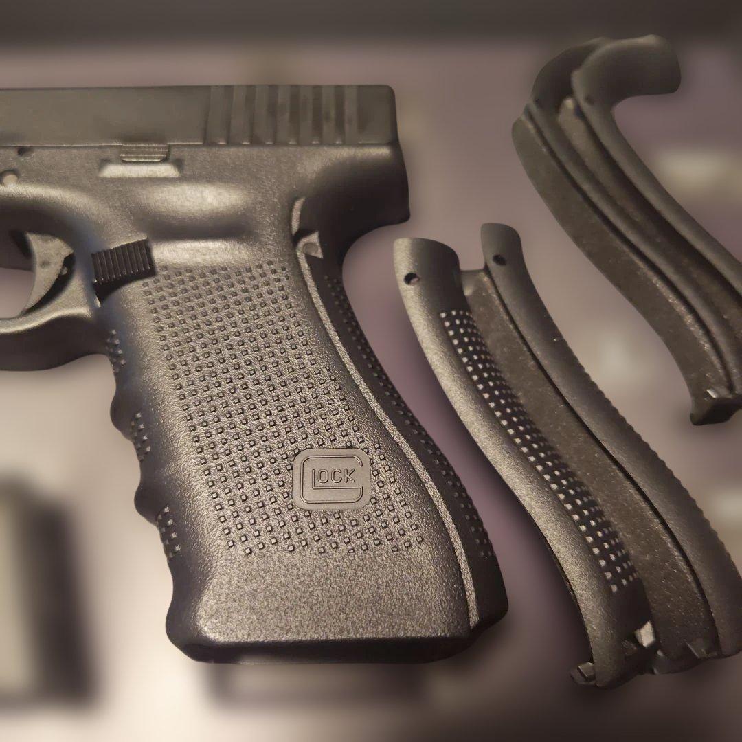 東京マルイ　GLOCK 17 Gen.4 ガスブローバック　予備マガジン１本