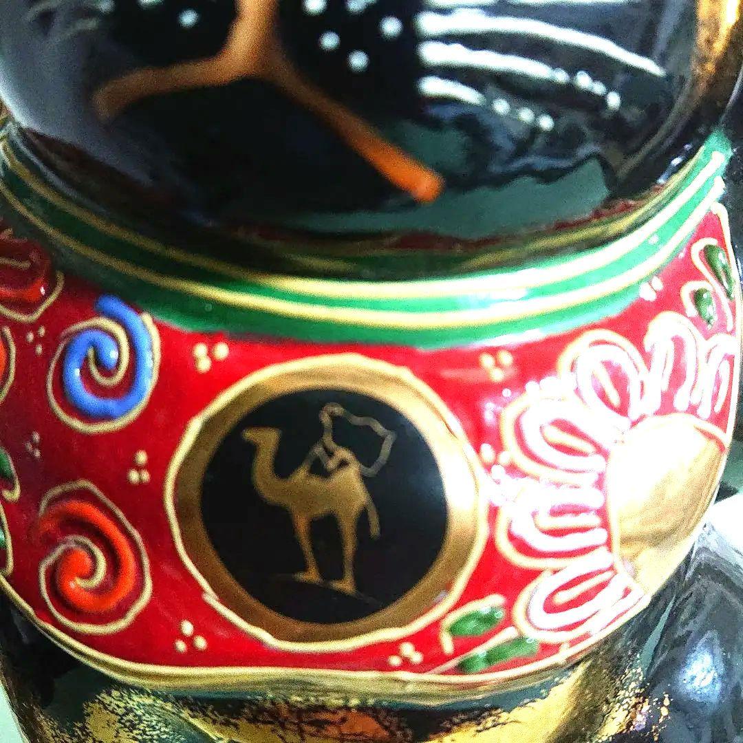 九谷焼 クタニヤキ サライ 希少黒色金色 招き猫 置物