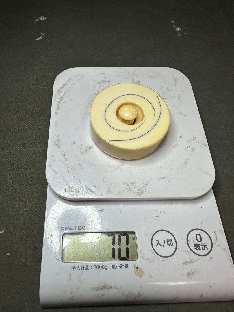 極上　根付　天然素　煙草入れ　煙管入れ材　アンティーク　和彫　置物　骨董　古美術