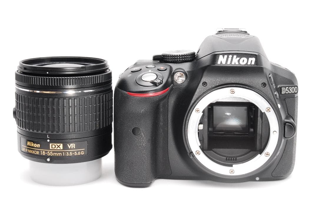 ♥ Nikon D5300 ♥新型レンズ♥初心者おすすめ♥ 一眼レフカメラ