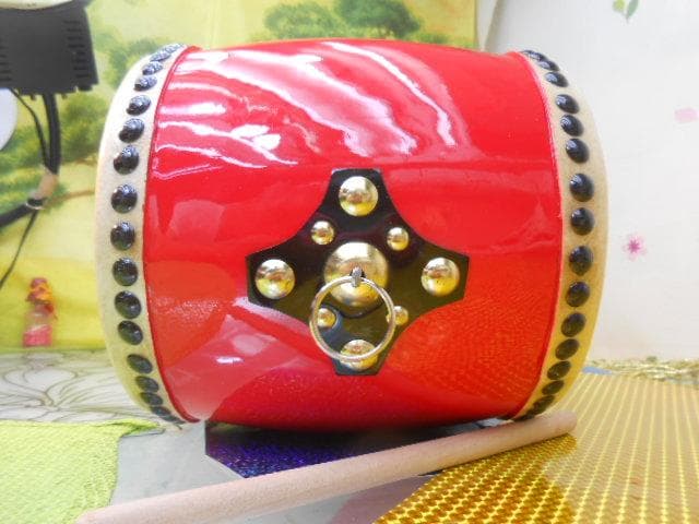 新品未使用(送料無料)9.500円　琉球小太鼓18cm*20cmバチ付き