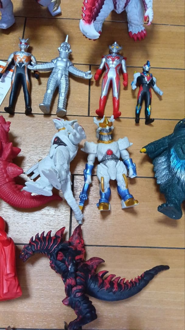 ウルトラマン ソフビ　まとめ売り　 現行サイズ　 旧サイズ　 DX　 ビッグ