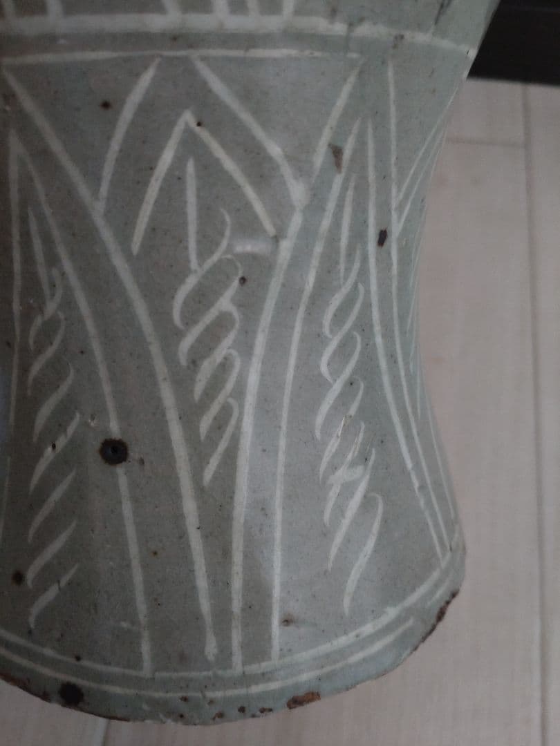 李朝　高麗青磁　白黒象嵌　朝鮮美術　梅瓶　骨董　陶芸　陶磁器　29cm高程