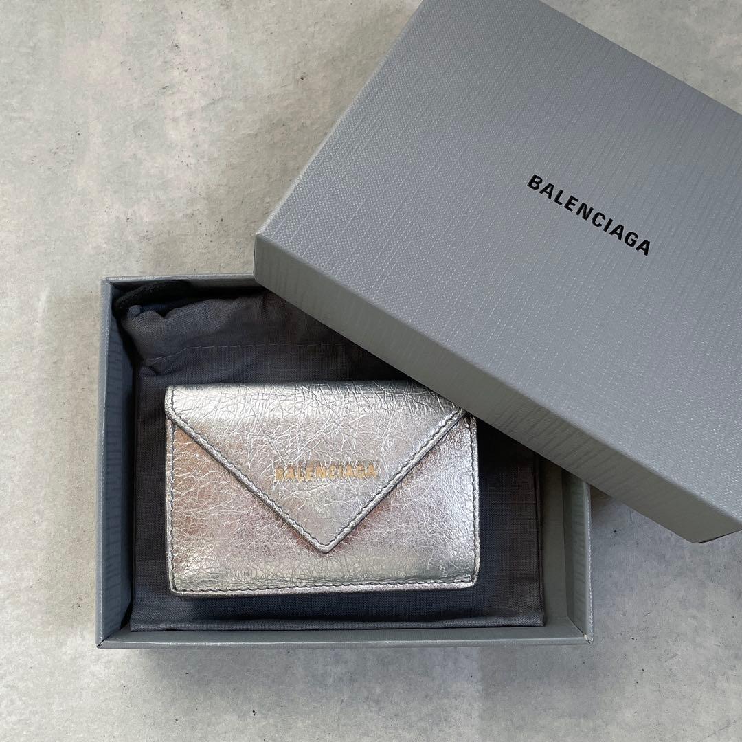 チロメchan！バレンシアガ ペーパーミニウォレット 三つ折り財布