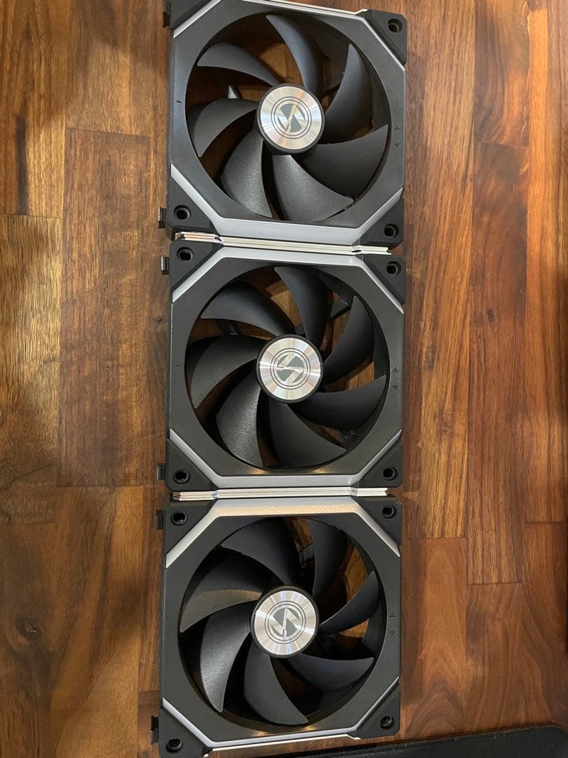Lian Li UNI FAN SL120 V2 3個セット