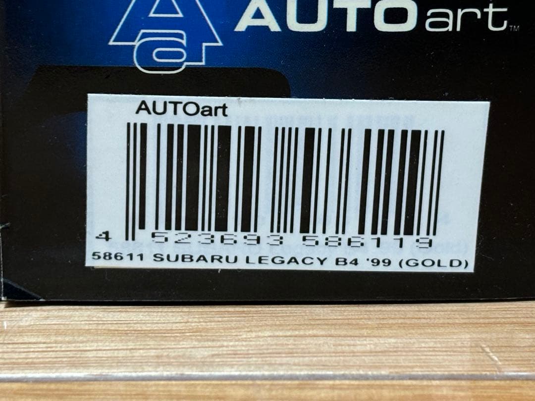 オートアート 1/43 レガシィB4 '99 ゴールド ダイキャスト製 完成品