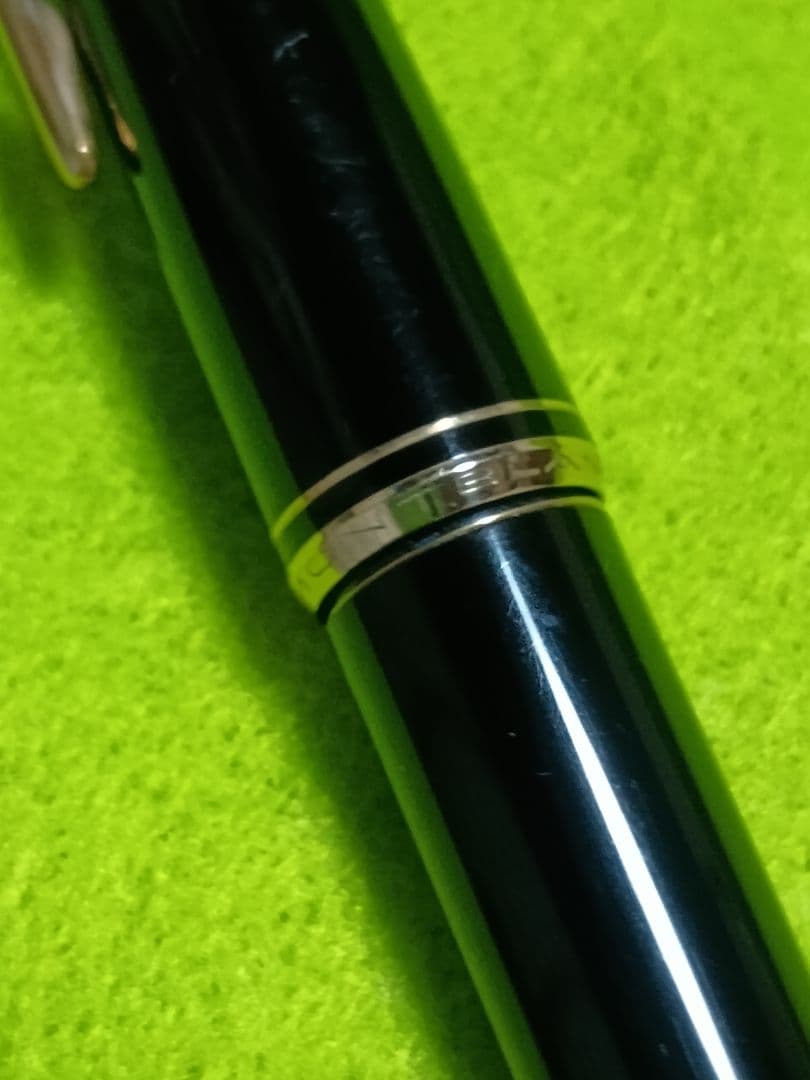 モンブラン万年筆　人気のNo22　　 ペン先　14K 585 ブラック＆ゴールド