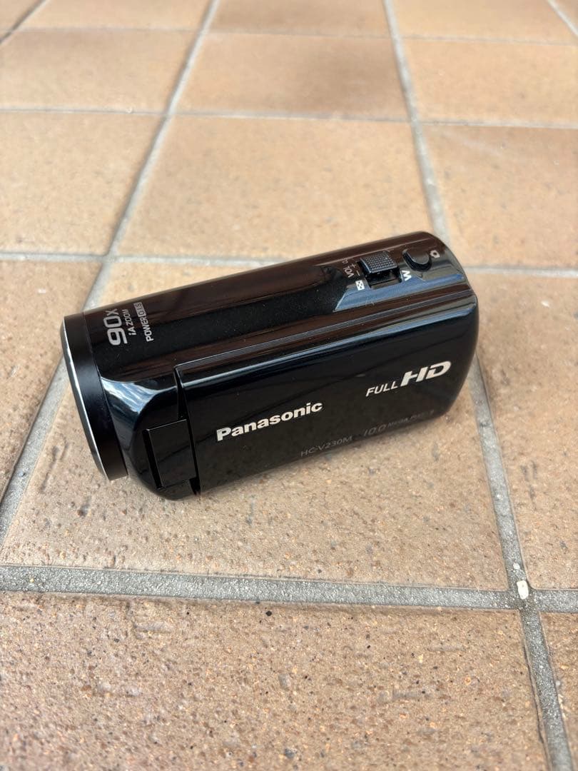 Panasonic HC-V230MフルHD ビデオカメラ 本体　即日発送