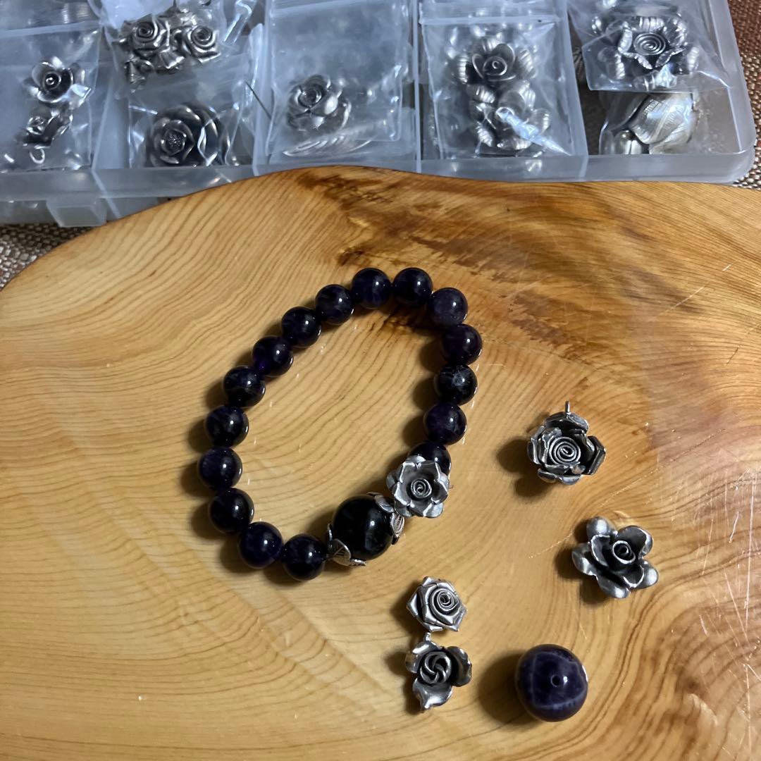 アメジストとモリオンカレンシルバーの薔薇、タイチンルチルブレスレット2本