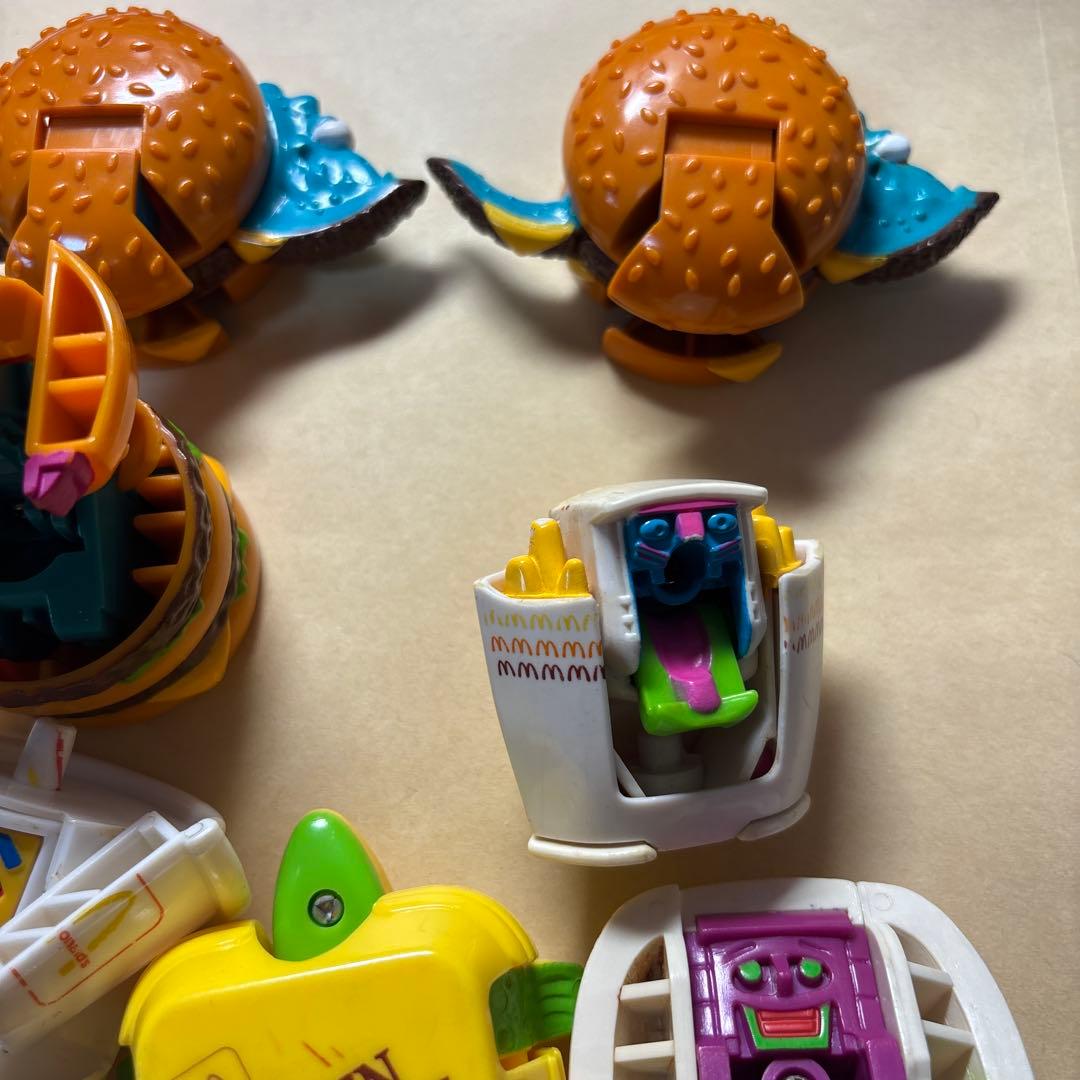 マクドナルド　変身　マックロボ　？　10体セット