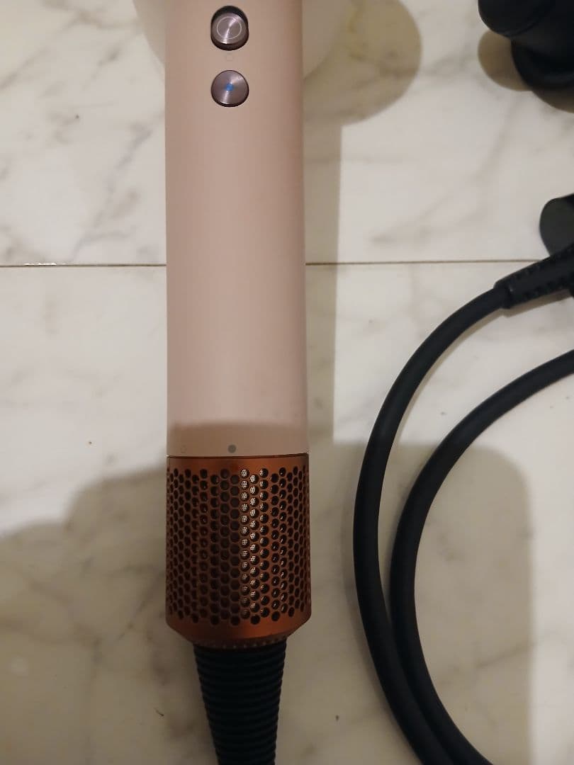 サ*ー様 Dyson Supersonic Nural Shine 付属品完備