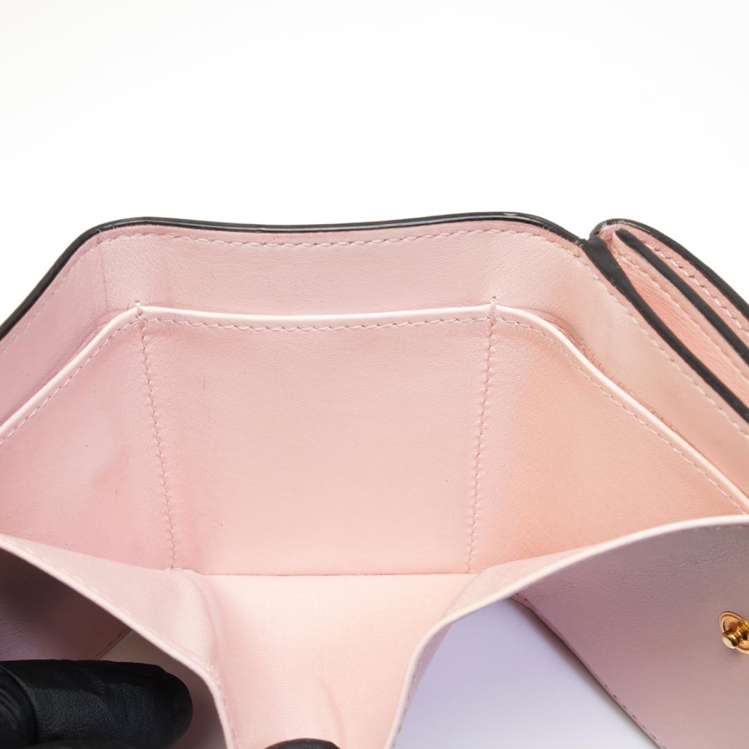 フェンディ モンスター 三つ折り 財布 ピンク コンパクト ウォレット