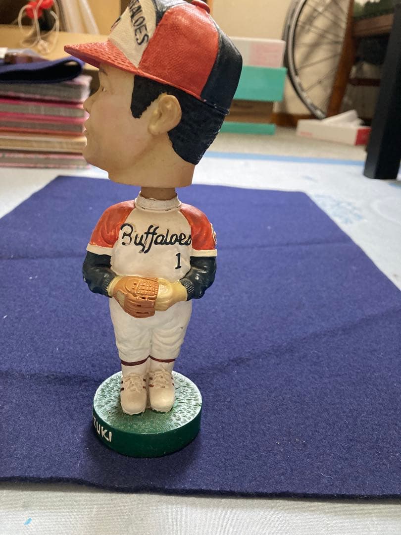 元近鉄バファローズ鈴木啓示さん直筆サインボール（公式試合球）&ボブルヘッド人形