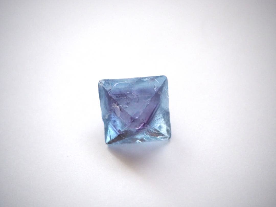 フローライト　八面体　イリノイ産　蛍石　天然石　原石　鉱物標本　鉱石 【C3】