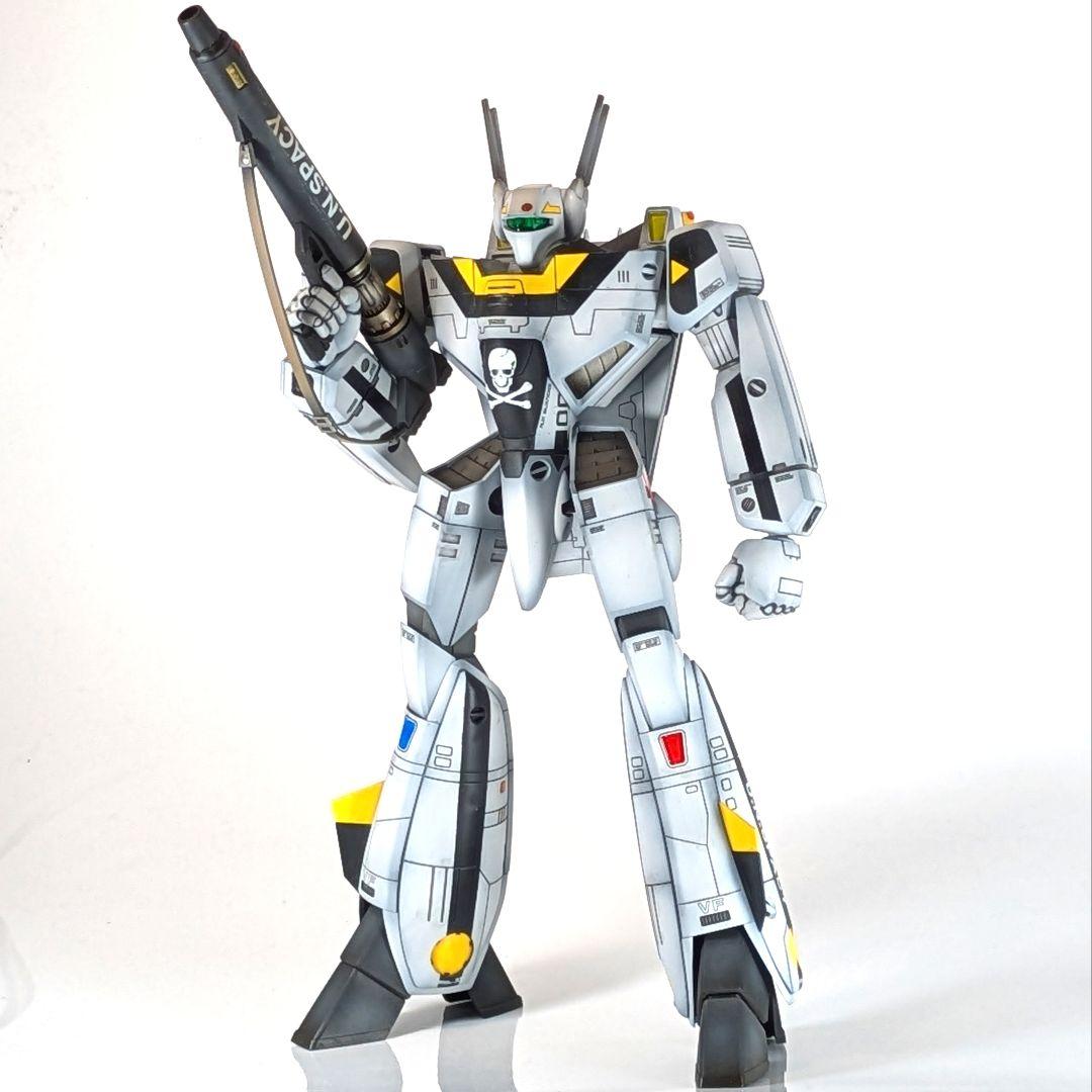 【予約注文】全塗装1/72VF-1Sバトロイドバルキリー プラモデル組立済完成品