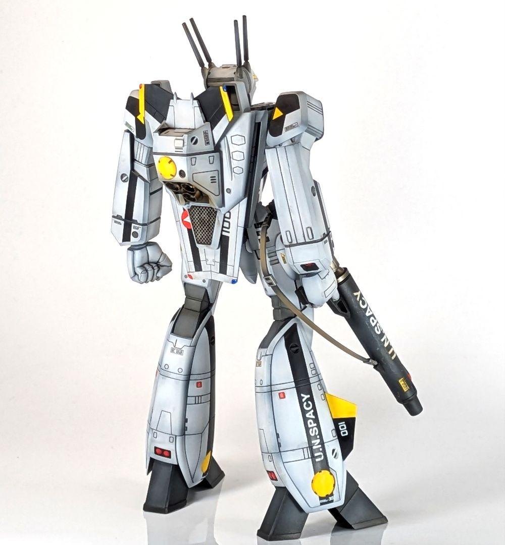 【予約注文】全塗装1/72VF-1Sバトロイドバルキリー プラモデル組立済完成品