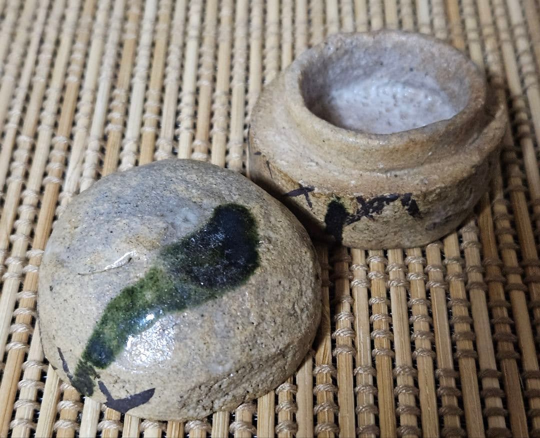 【名品❗】江戸時代　古織部　鉄絵　檜垣文様　織部釉　香合　茶道具　茶器　香道