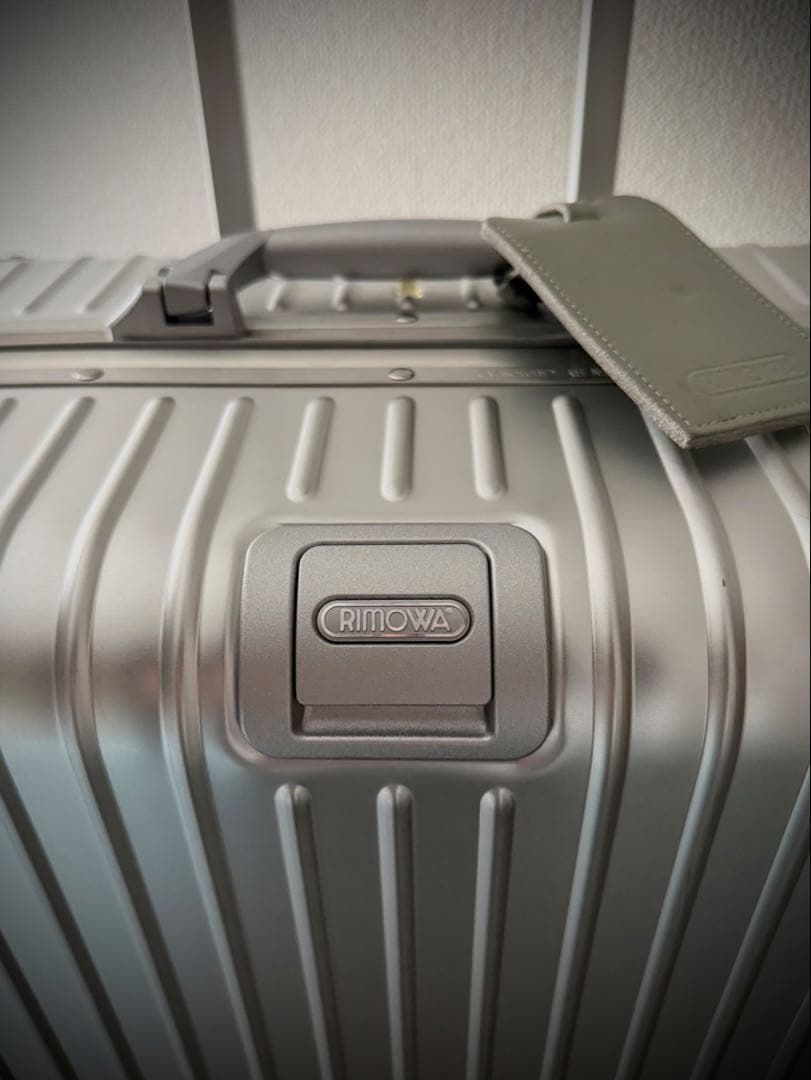 RIMOWA リモワ　TOPAS トパーズ　シルバー 82L E-tag