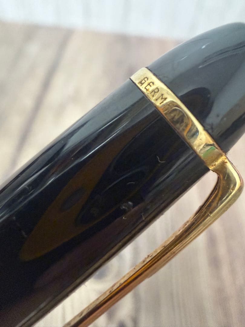 MONTBLANC ⭐️万年筆⭐️ブラック⭐️ マイスターシュテュック