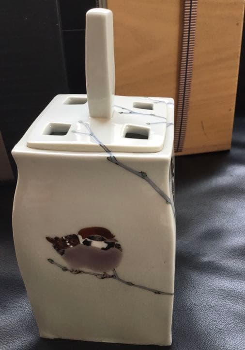 売り切り　逸品　九谷焼　人間国宝候補　武腰潤　雀の香瓶　稀少な二重箱　共箱