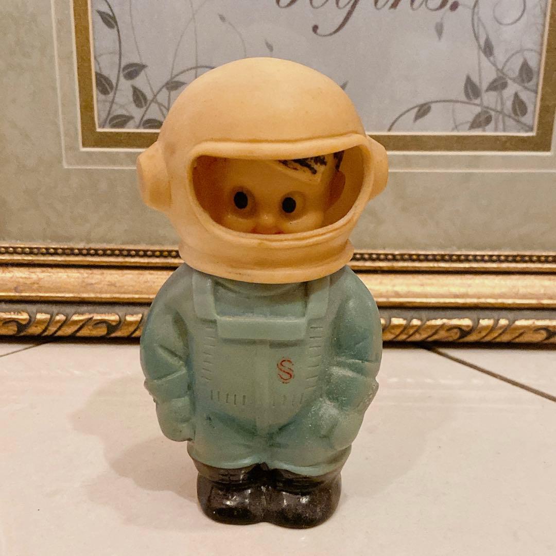 ソフビ　昭和レトロ　宇宙飛行士　貯金箱