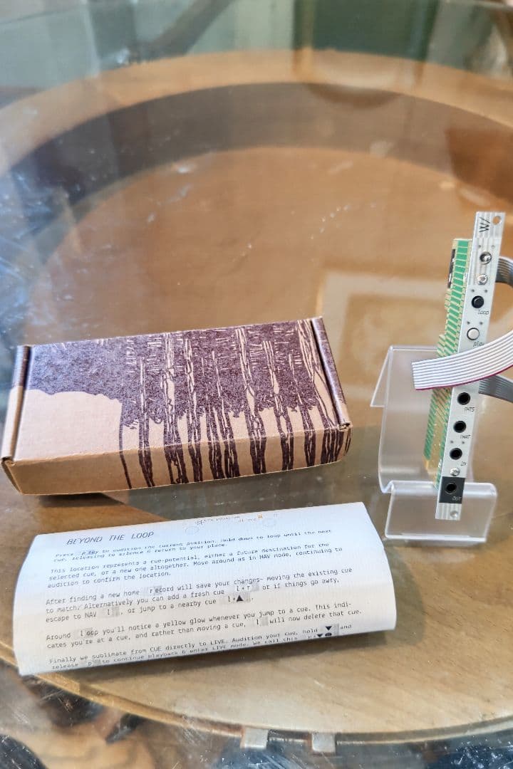 Mannequins W/ (モジュラーシンセ ユーロラック)