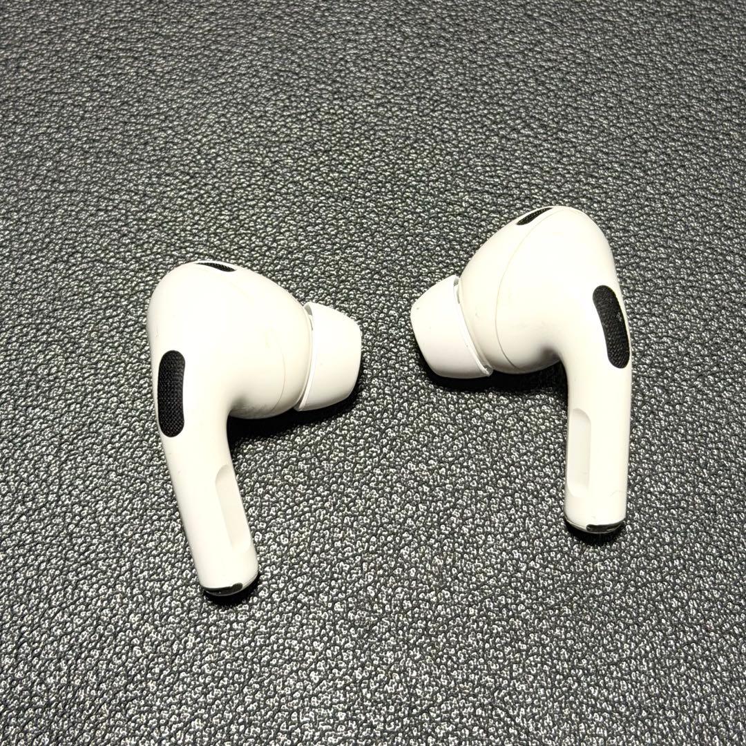 Apple AirPods Pro2 中古正規品 ライトニングモデル