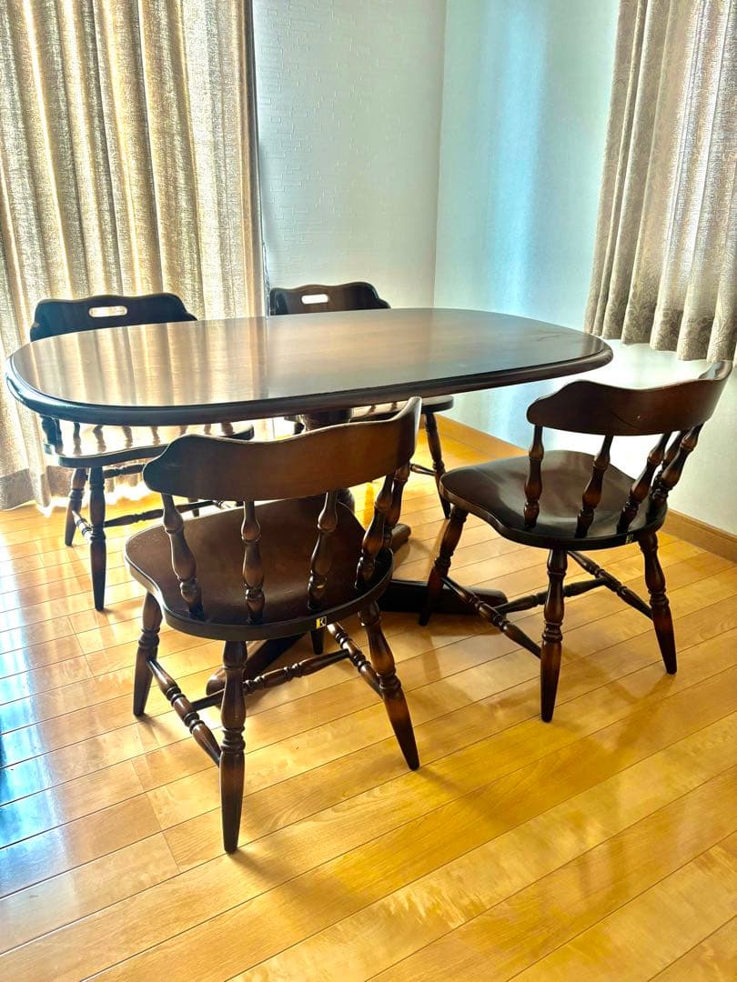 飛騨産業　穂高シリーズ　ダイニングテーブル