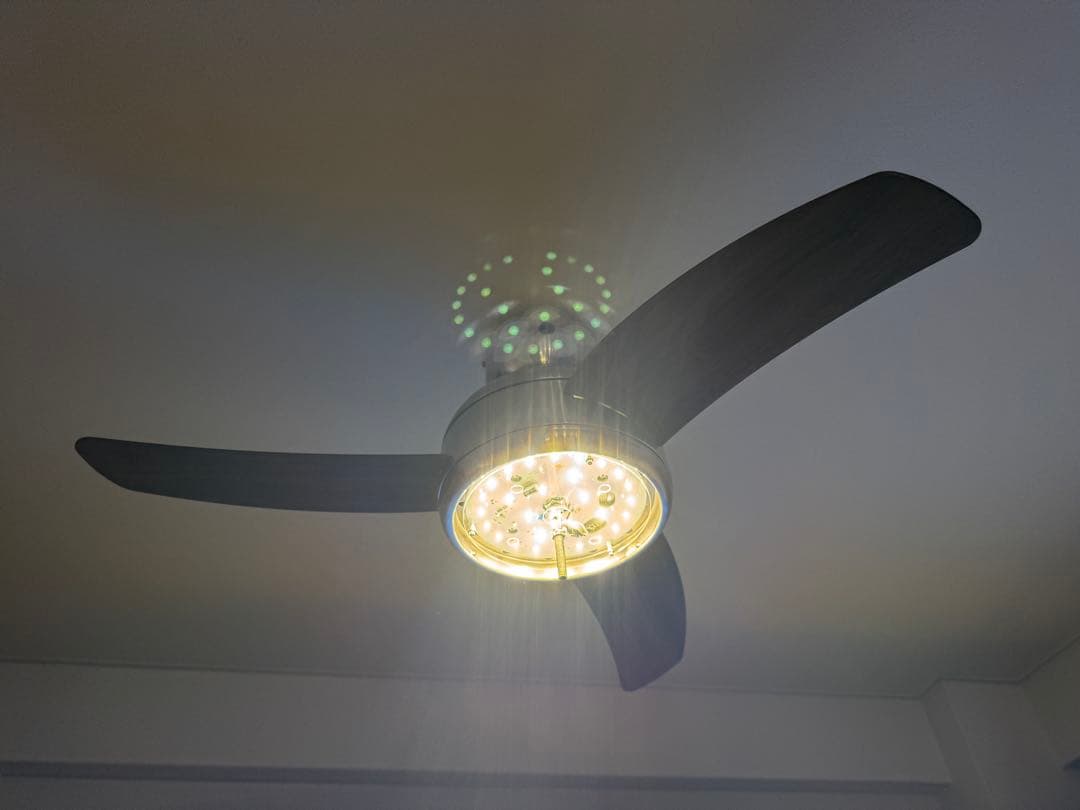 【お盆セール】木製羽根シーリングファンLED内蔵型MERCROS 検:LOWYA