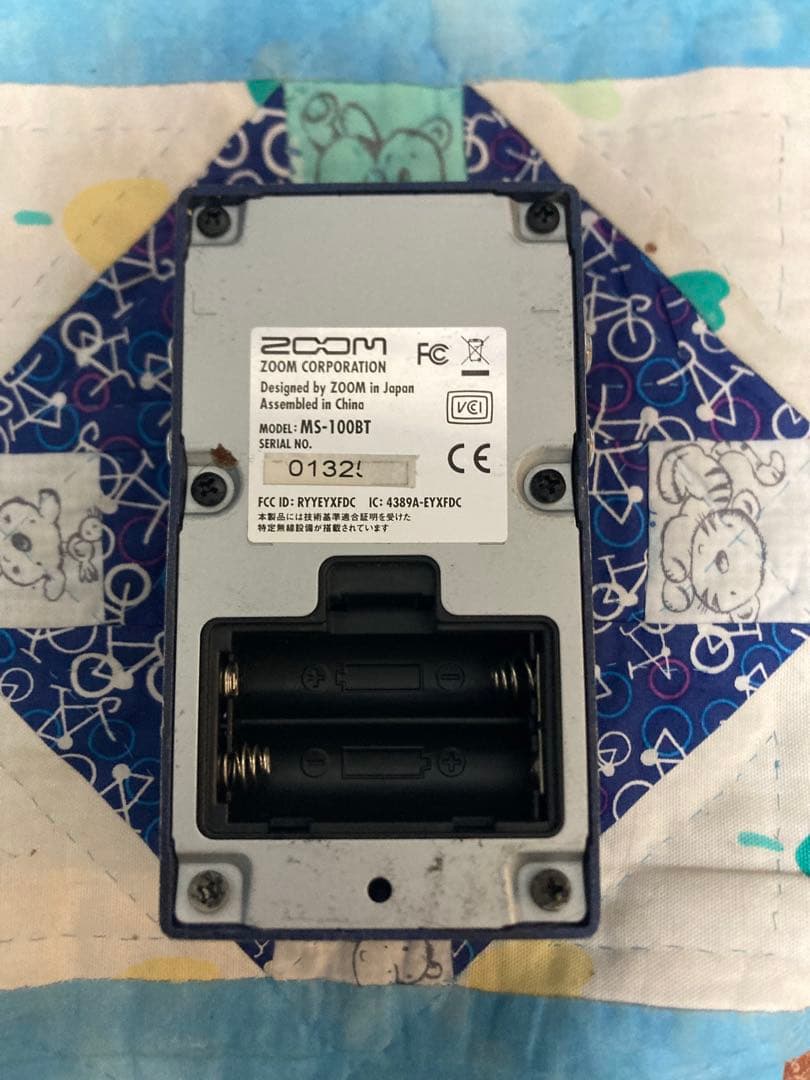 ZOOM MS-100BT マルチストンプ