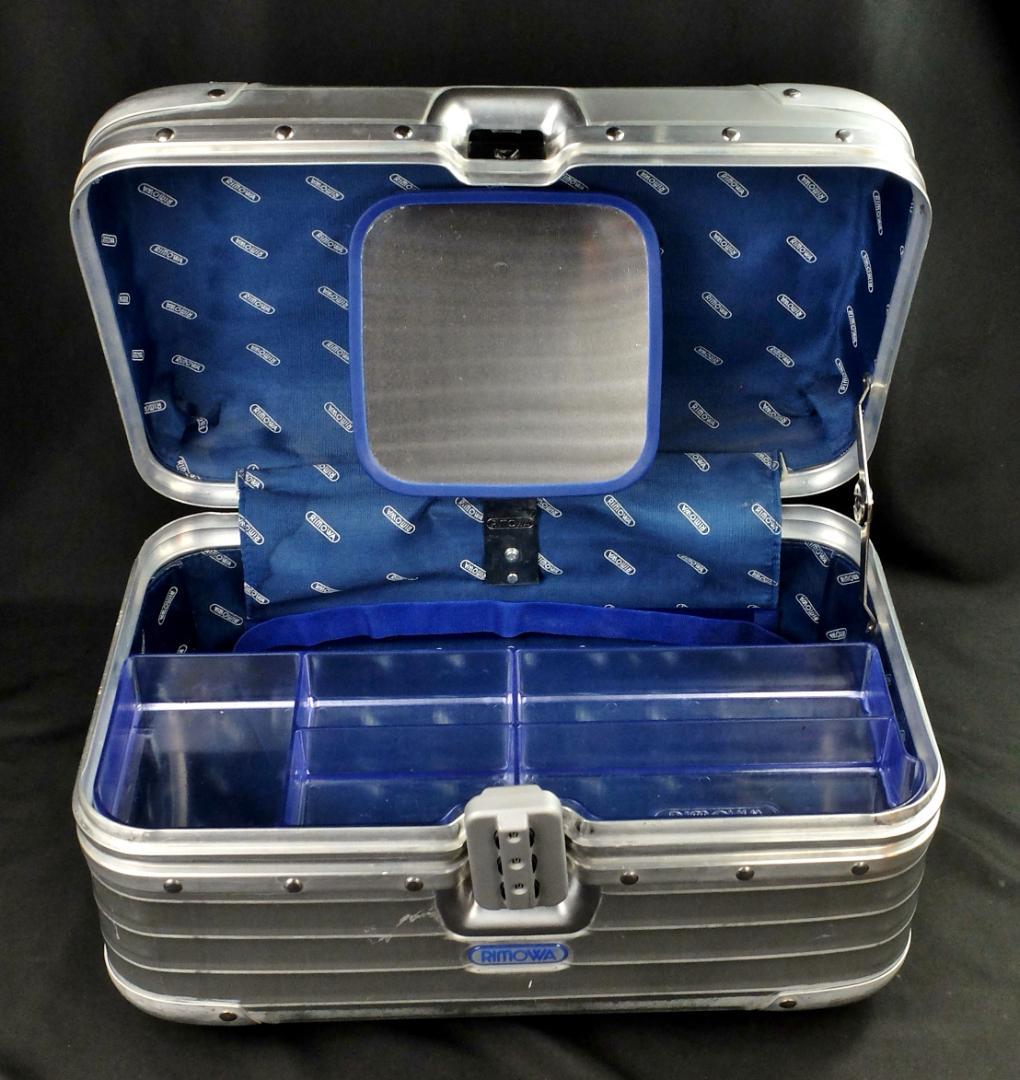 リモワ　928.38『TOPAS・トパーズ』ビューティーケース（1422）17L