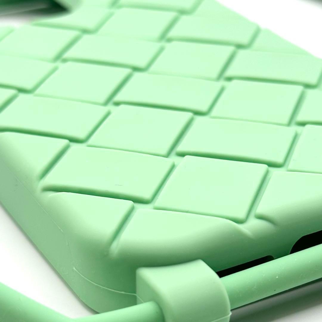 【新品未使用】BOTTEGA VENETA 　iPhoneケース14pro　紐付