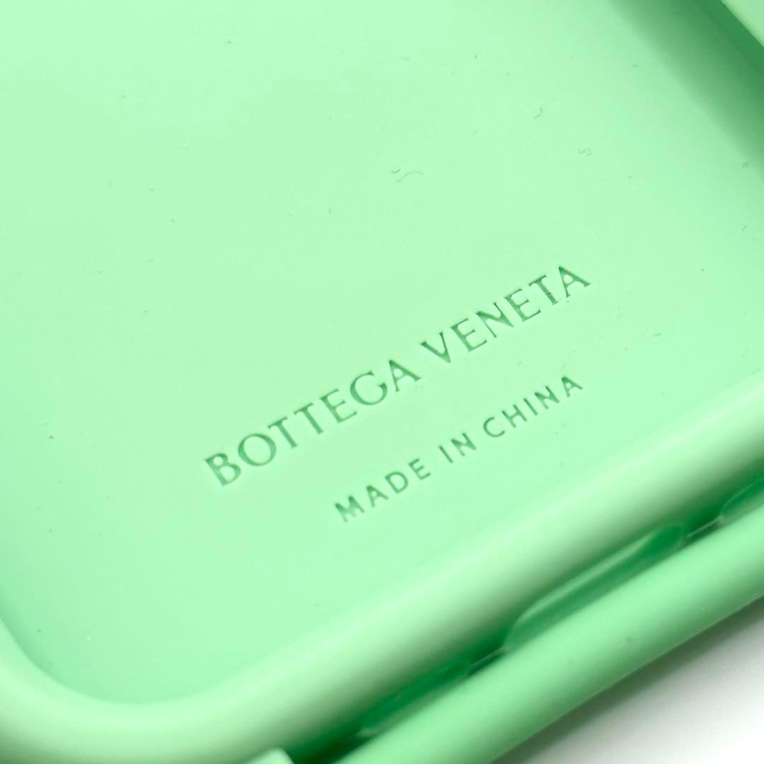 【新品未使用】BOTTEGA VENETA 　iPhoneケース14pro　紐付