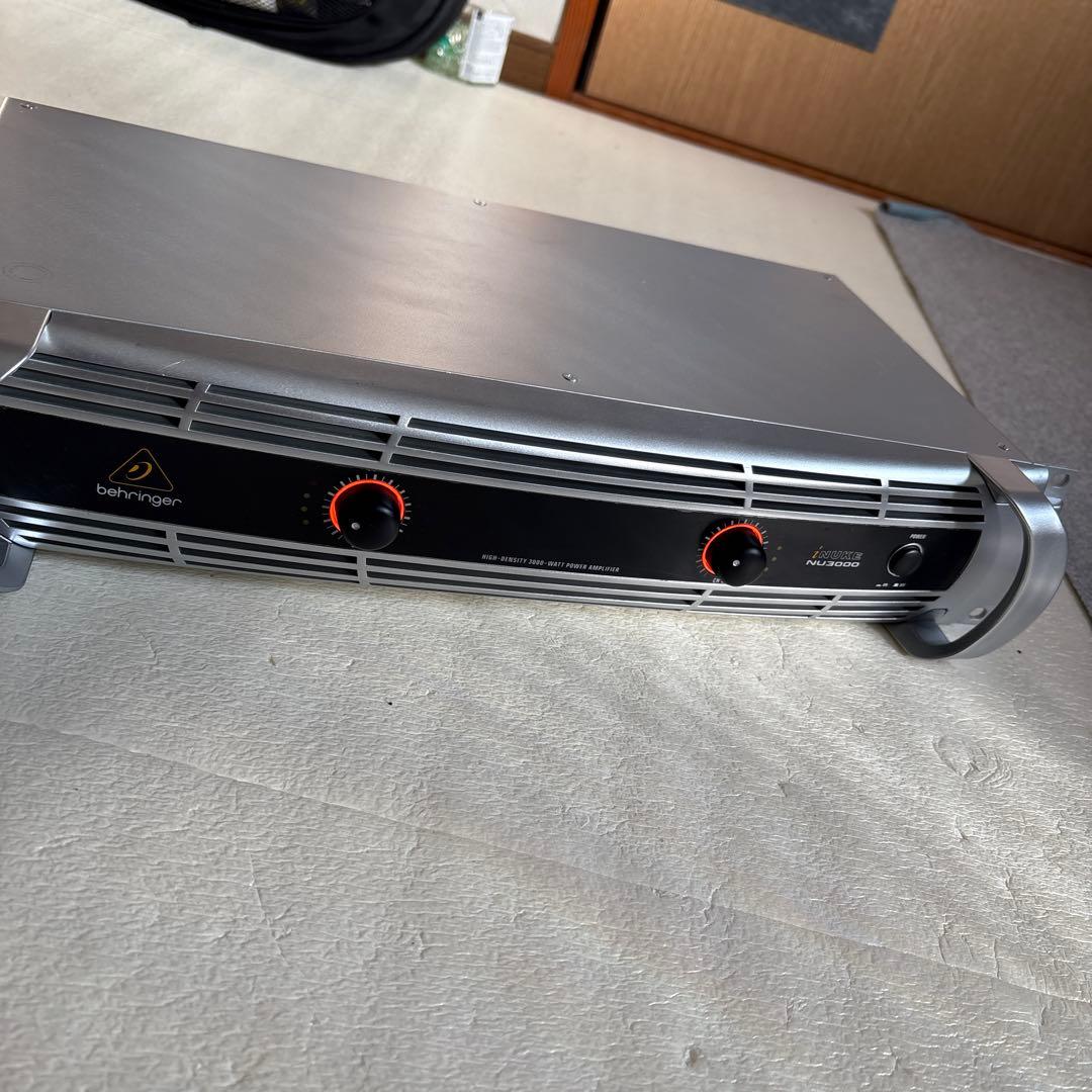 behringer i NUKE NU3000 パワーアンプ　動作確認済