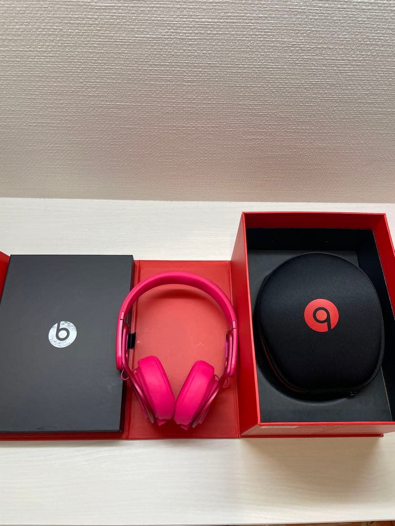 Beats mixr ピンク ヘッドホン