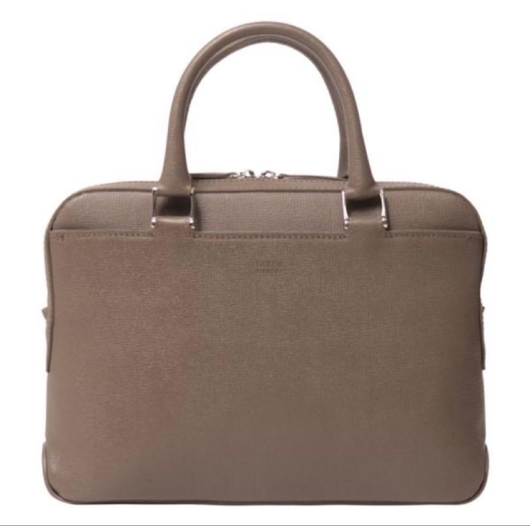 タケオキクチ ビジネスバッグ