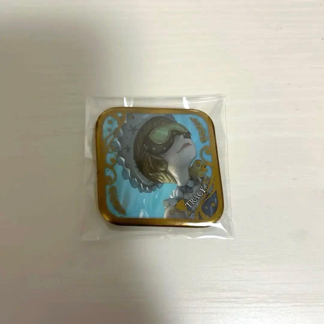 機械技師 トレイシー IdentityⅤ ダイヤ型缶バッジ