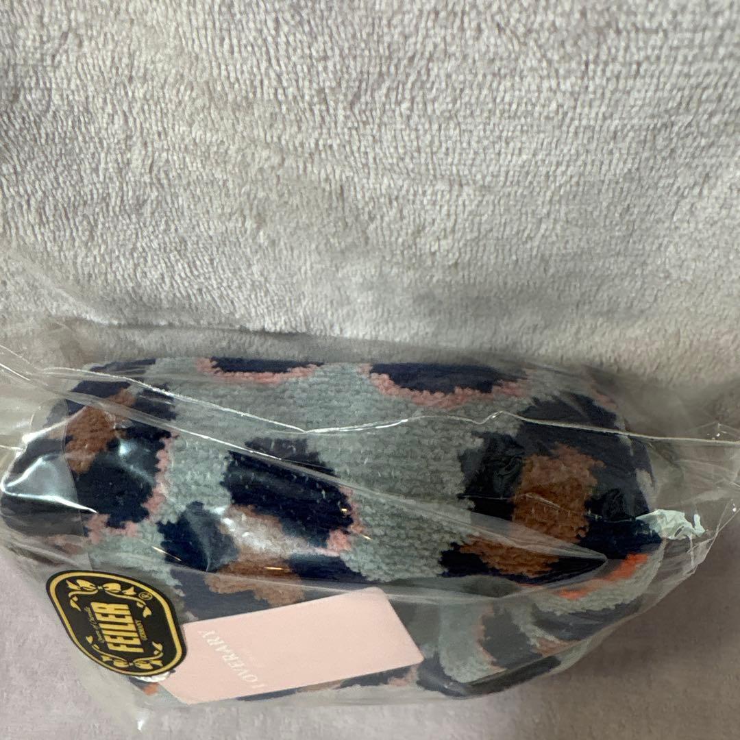 ⭐︎最終価格　FEILER ヒョウ柄 ポーチ&限定タオルハンカチセット