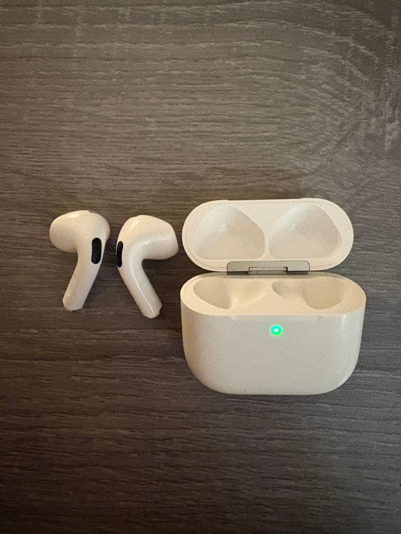 AirPods 第4世代（ノイキャンなし）